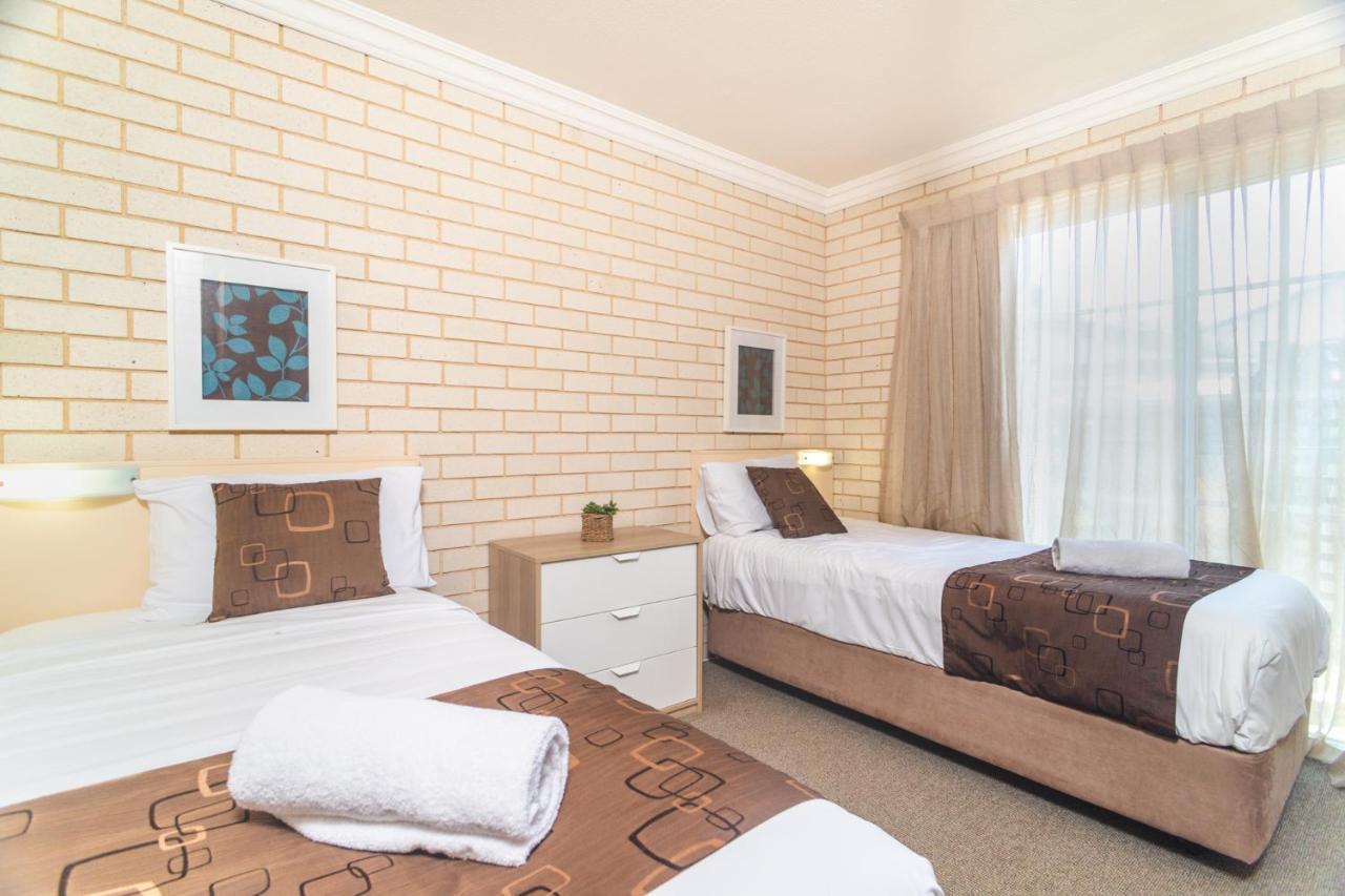 Santa Fe Motel And Holiday Units Lennox Head Eksteriør bilde